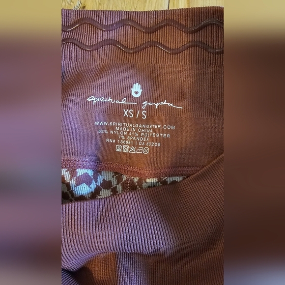 New Spiritual Gangster Seamless Jacquard 7/8 Leggings XS/S NWT - Picture 3 of 6